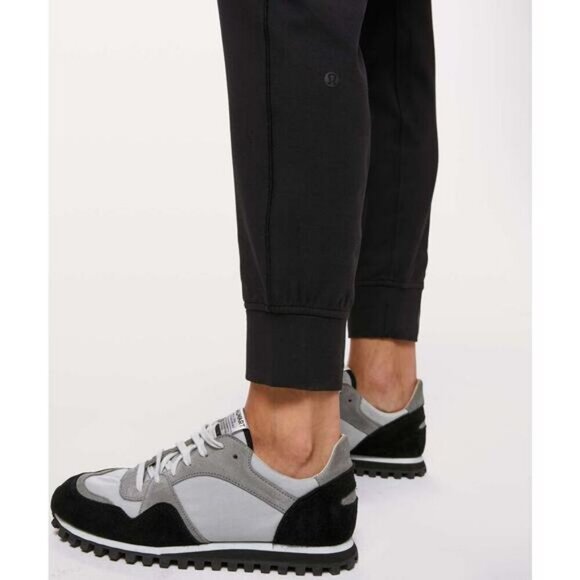 Lululemon Ready To Rulu Jogger Pant 29" In Black Size 2 - Picture 3 of 9